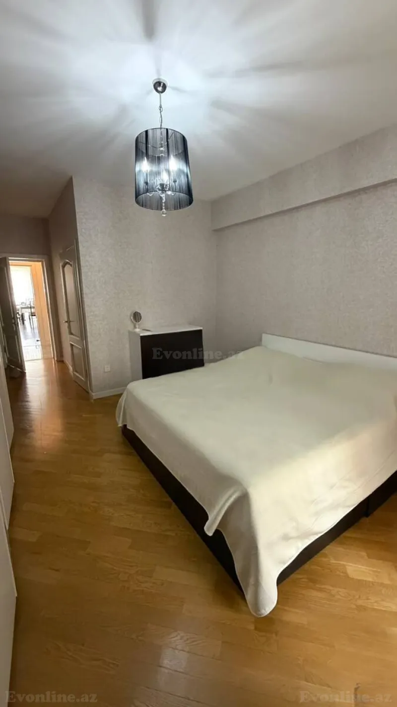 Kirayə verilir 4 otaqlı Mənzil Yeni tikili 140 m² Bakı, Xətai r — Mənzil, Bakı (5)