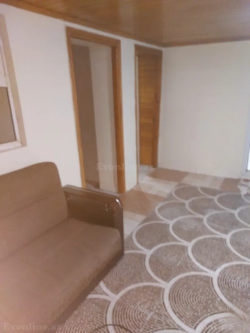 Kirayə verilir 3 otaqlı Həyət evi 80 m² Bakı, Səbail r., 20-ci sahə — Ev, villa, Bakı (2)