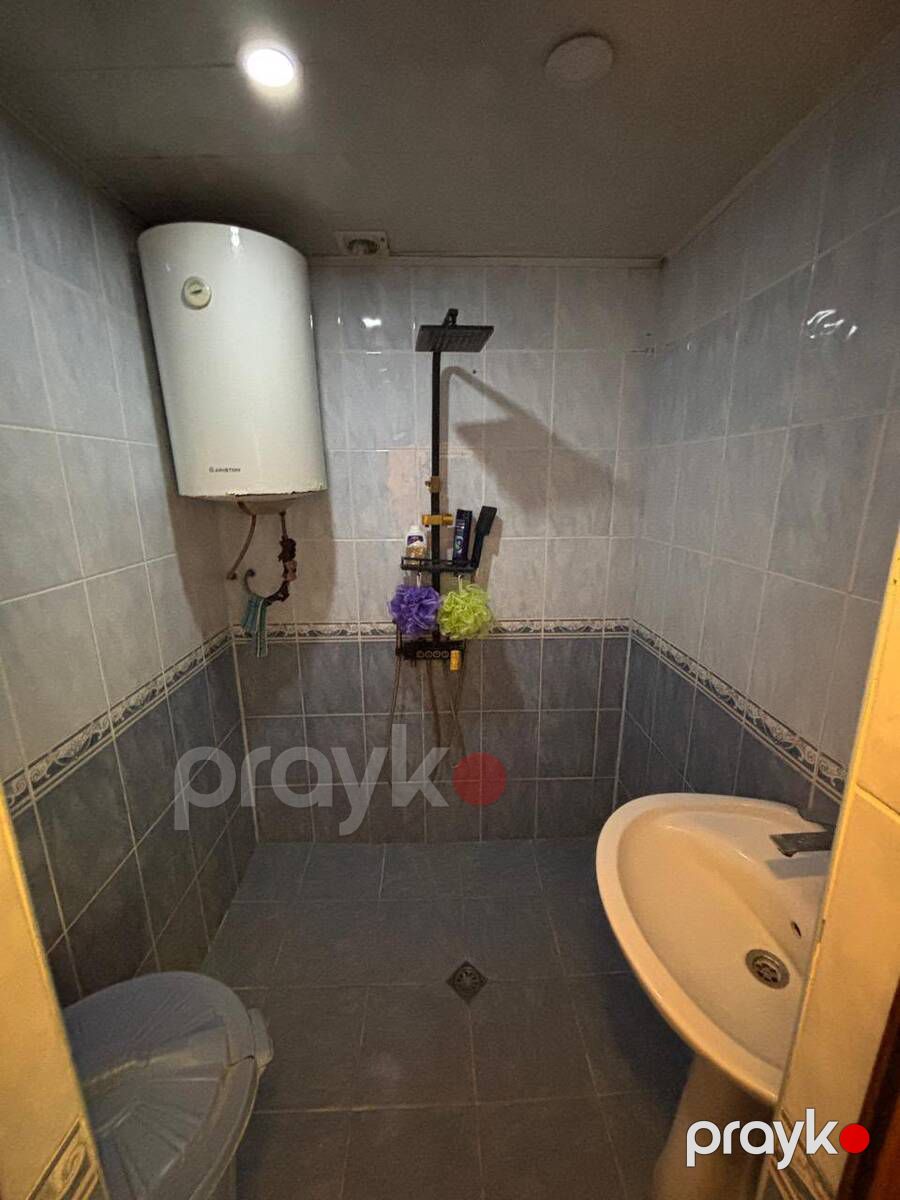 Satılır 2 otaqlı köhnə tikili 60 m² — Mənzil, Bakı (7)