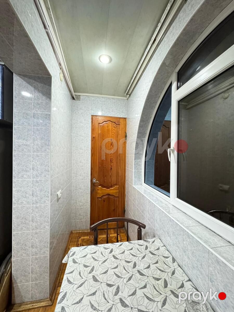 Satılır 4 otaqlı köhnə tikili 125 m² — Mənzil, Bakı (8)
