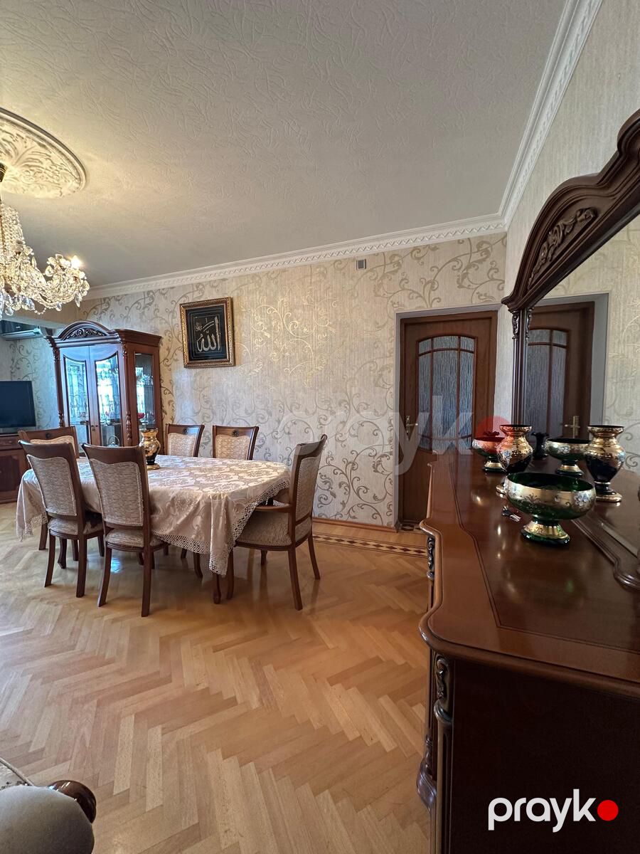 Satılır 4 otaqlı köhnə tikili 125 m² — Mənzil, Bakı (2)