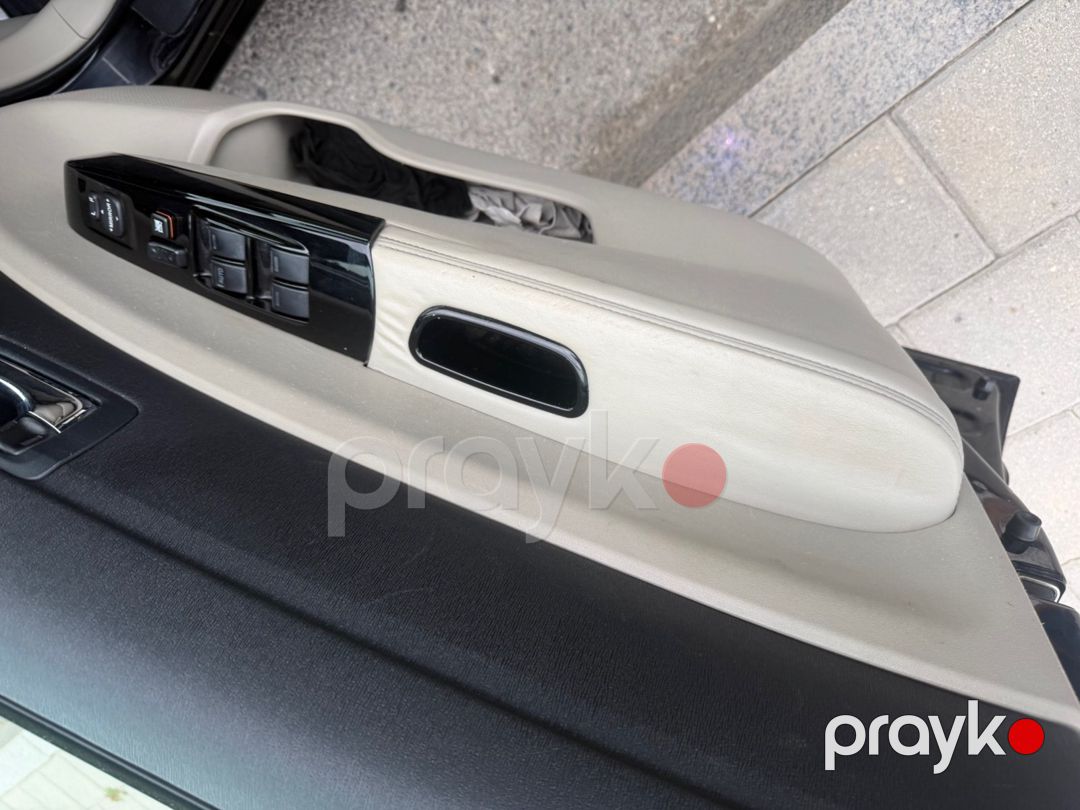 Toyota Prius oturacaqları — Ehtiyat hissələri və aksesuarlar, Bakı (8)