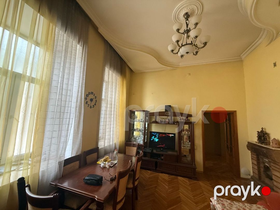 Satılır 4 otaqlı köhnə tikili 105 m² — Mənzil, Bakı (8)