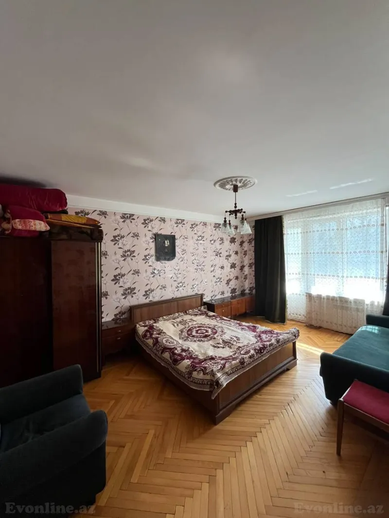 Kirayə verilir 3 otaqlı Mənzil Köhnə tikili 1000 m² Bakı, Yasamal r., Elmlər Akademiyası m — Bakı