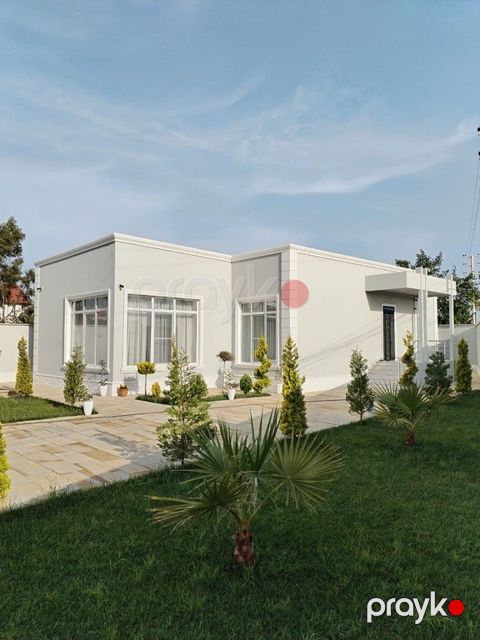 Satılır 4 otaqlı həyət evi/bağ evi 180 m² — Bakı