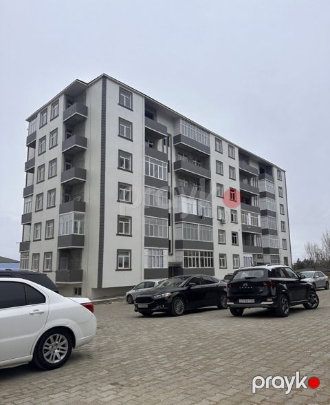 Satılır 2 otaqlı yeni tikili 83 m² — Bakı