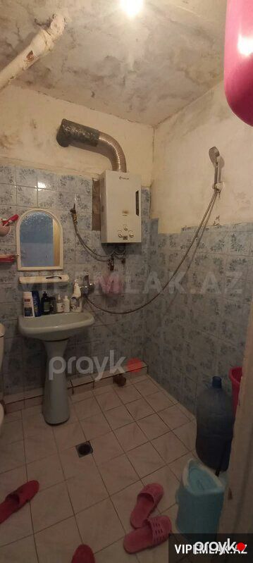 Binəqədi rayonunda 2 otaqlı Köhnə tikili Satılır, 35 m² — Mənzil, Bakı (4)