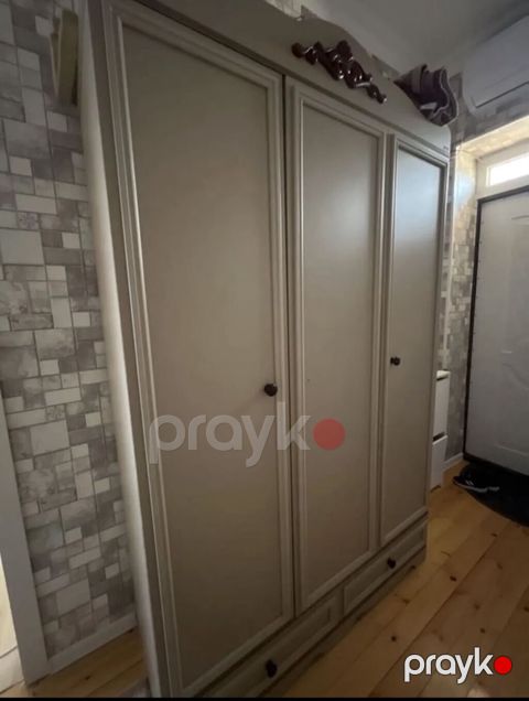 İşlənmiş, 3 qapılı, Siyirməli, Açılan, Düz dolab — Bakı