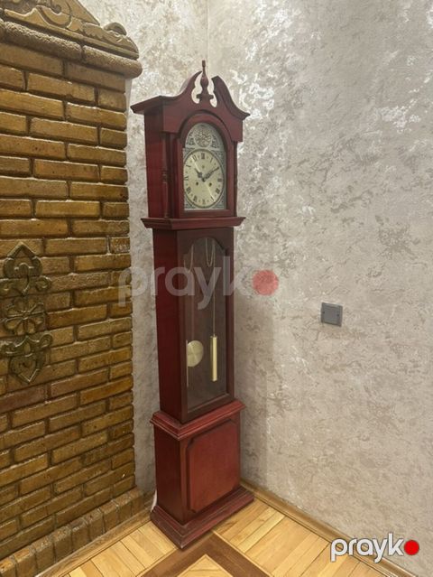 Yerüstü saatlar, Mexaniki, Mayatnik — Bakı
