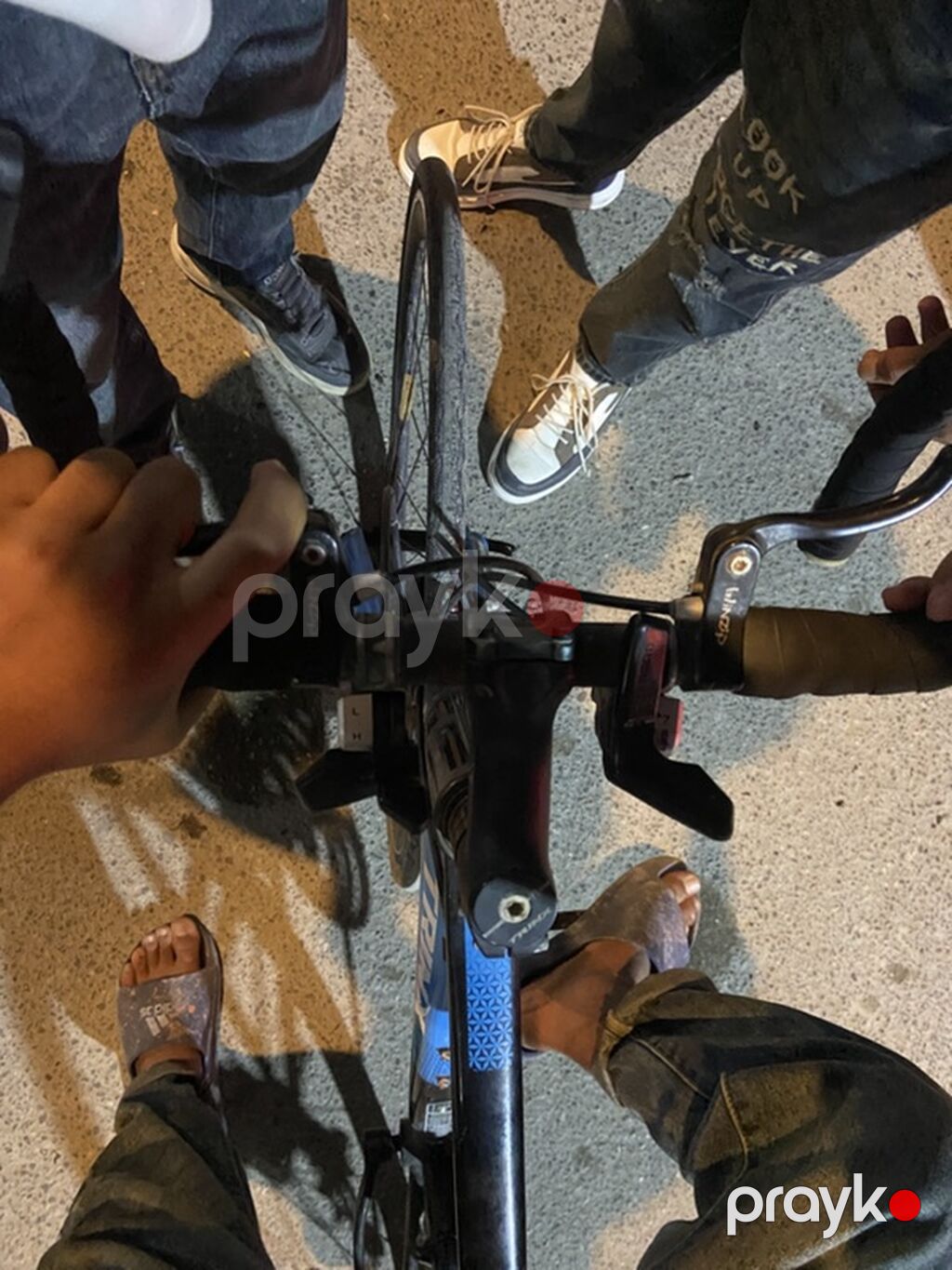 Trinx yol velosipedi Hec bir prablemi yoxdu reyal alcya endirim olacaq — Yol velosipedləri, Bakı (9)