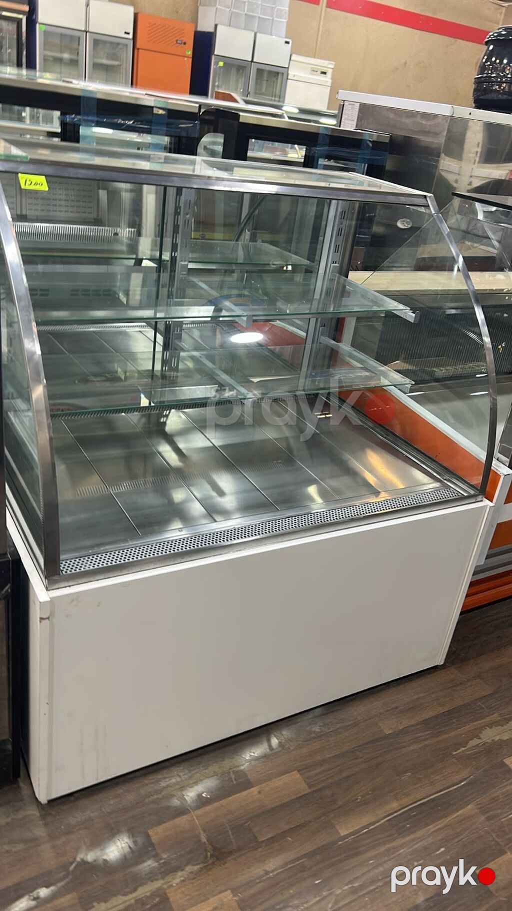 Soyuducu vitrinlər – kafe, restoran, konditer və marketlər üçün — Soyuq vitrini, Digah (2)