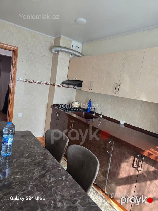 Satılır 3 otaqlı Bina evi menzil (Köhnə tikili), 70 m², 10-cu mikrorayon — Mənzil, Sumqayıt (7)