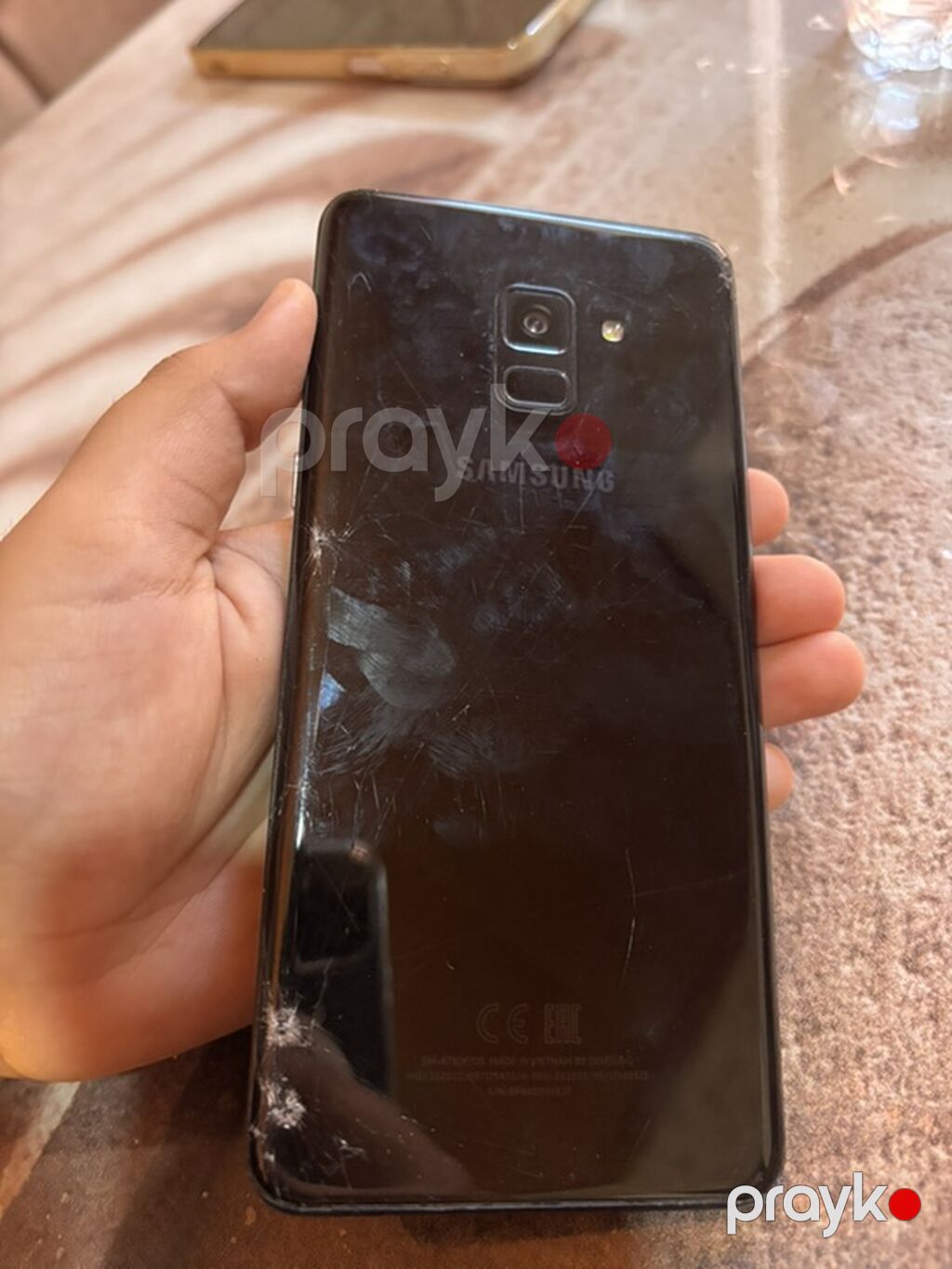 Samsung Galaxy A8 Plus 2018, 32 GB, rəng - Qara, Qırıq — Samsung, Bakı (4)