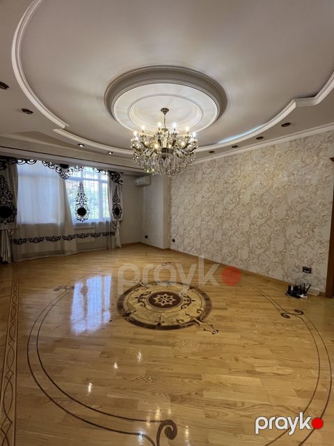 Satılır 4 otaqlı yeni tikili 165 m² — Bakı