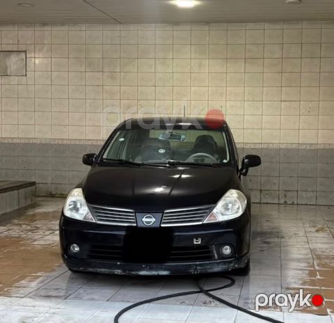 Nissan Tiida, 1.6 L, 2006 il, 325 000 km — Bakı