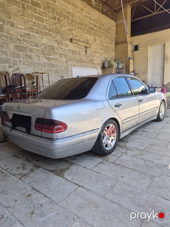 Mercedes E 280, 2.8 L, 1998 il, 380 000 km — Avtomobillər, Bakı (4)