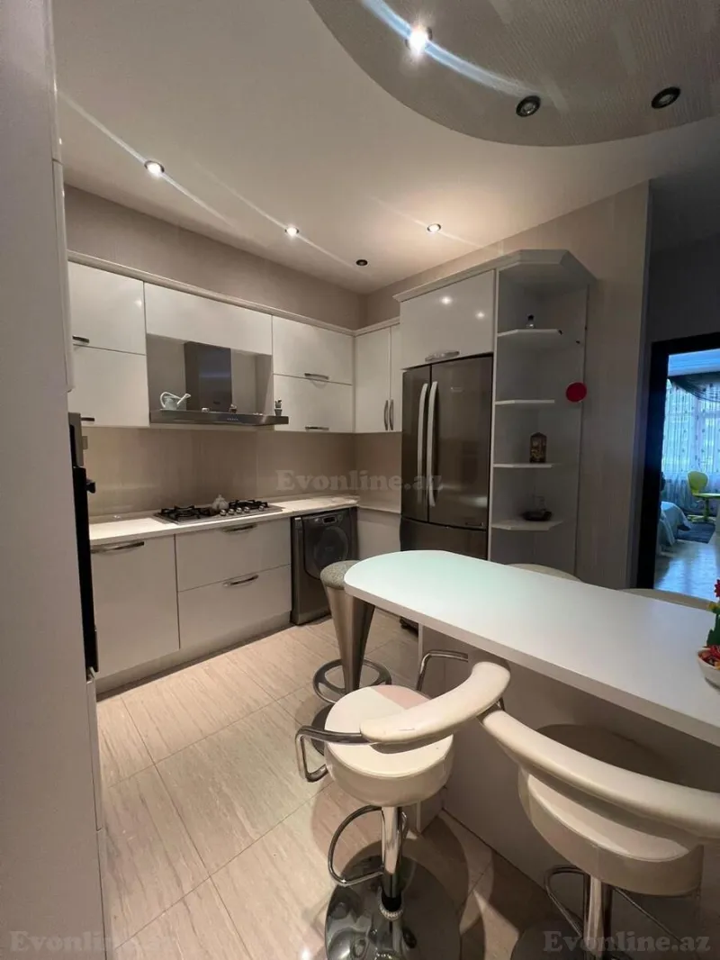 Kirayə verilir 3 otaqlı Mənzil Yeni tikili 120 m² Bakı, Səbail r — Mənzil, Bakı (8)