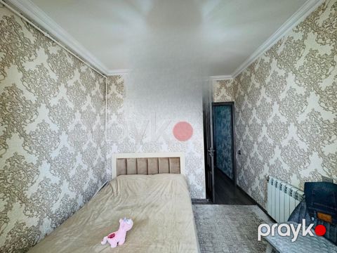 Satılır 2 otaqlı köhnə tikili 50 m² — Bakı