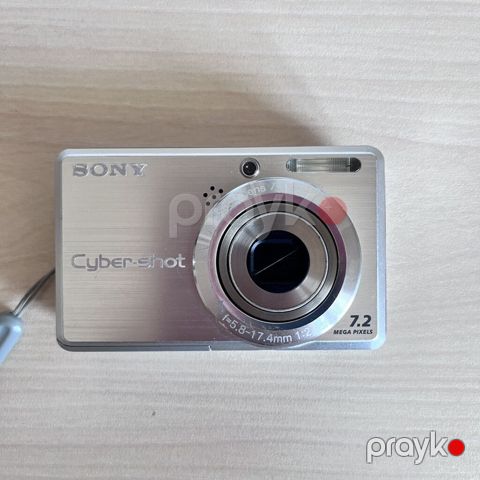 Sony Cyber-shot rəqəmsal fotoaparat - 7.2 megapiksel çözünürlük — Bakı