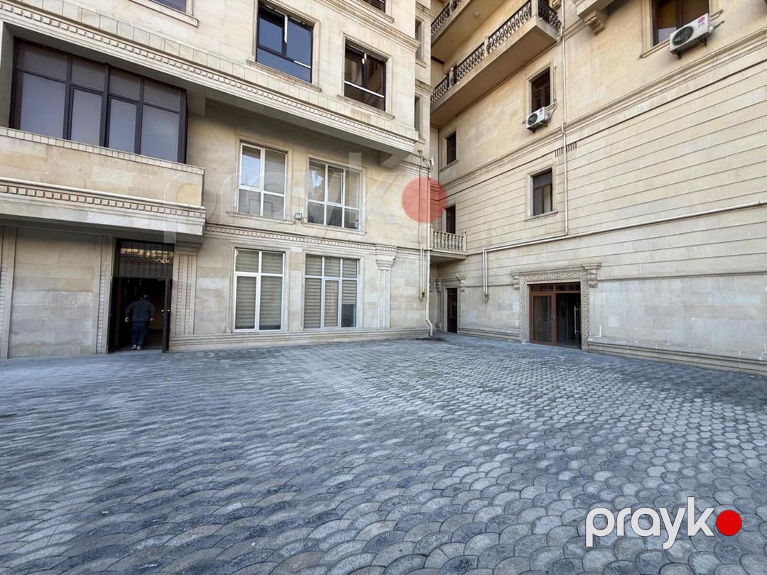 Satılır 5 otaqlı yeni tikili 300 m² — Mənzil, Bakı (3)