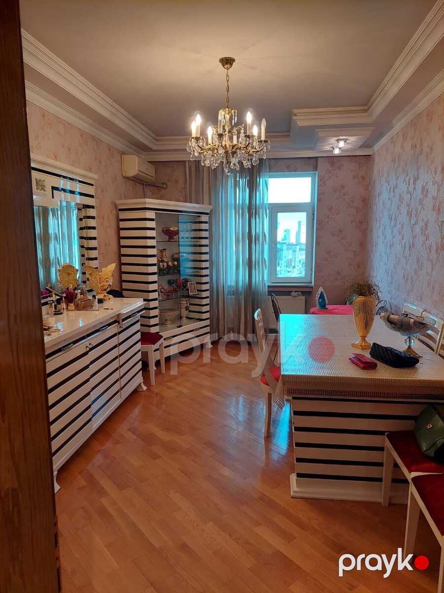 Satılır 4 otaqlı yeni tikili 200 m² — Mənzil, Bakı (9)