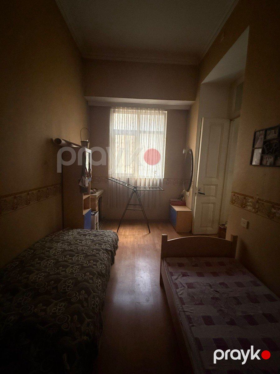 Satılır 4 otaqlı köhnə tikili 105 m² — Mənzil, Bakı (9)