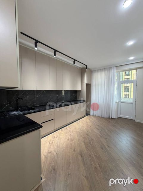 Satılır 3 otaqlı yeni tikili 95 m²
