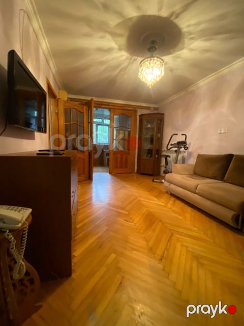 Satılır 2 otaqlı köhnə tikili 40 m²