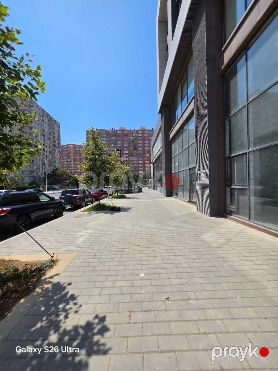 Satılır obyekt 301 m² — Əmlak, Bakı (3)