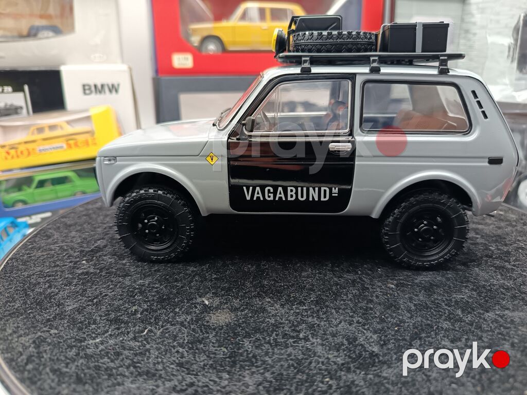 Kolleksionerlər üçün xüsusi təklif Lada Niva 1:18 Solido — Modellar, Masazır (2)