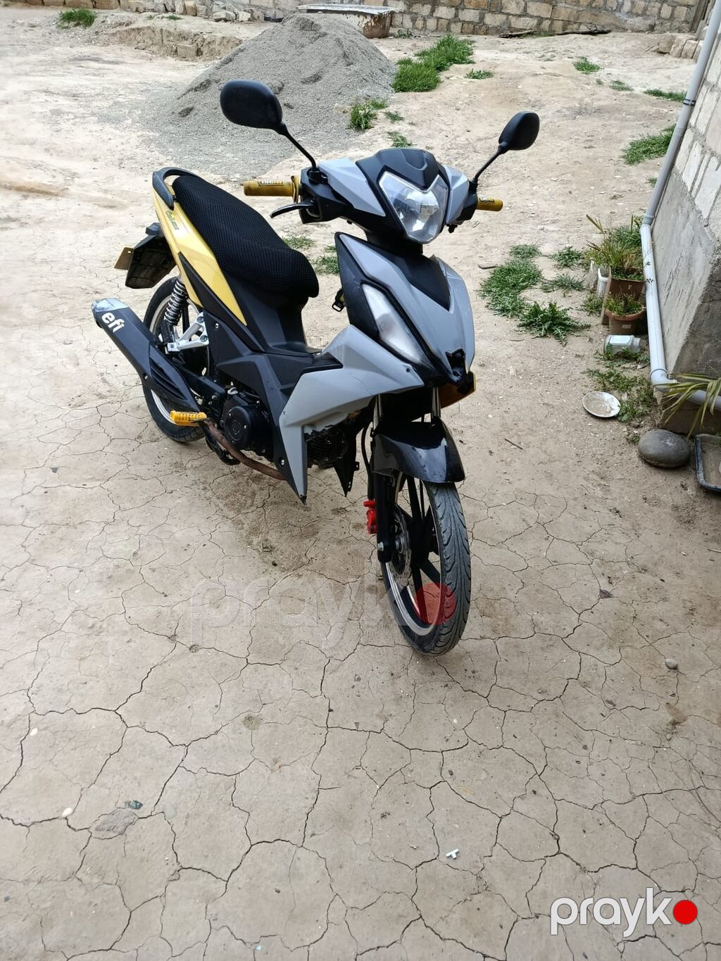 Moped/motosiklet – sport üslublu şəhər qəzaeti Xüsusiyyətlər: - Kuzov — Mopedlər və skuterlər, Qobu (3)
