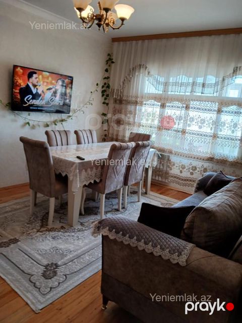 Satılır 4 otaqlı Bina evi menzil (Köhnə tikili), 85 m², 17-ci mikrorayon — Sumqayıt