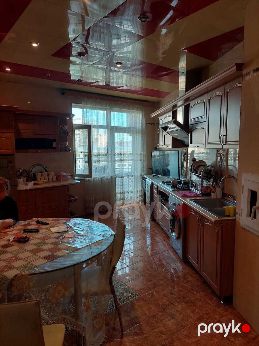Satılır 4 otaqlı yeni tikili 200 m² — Mənzil, Bakı (3)