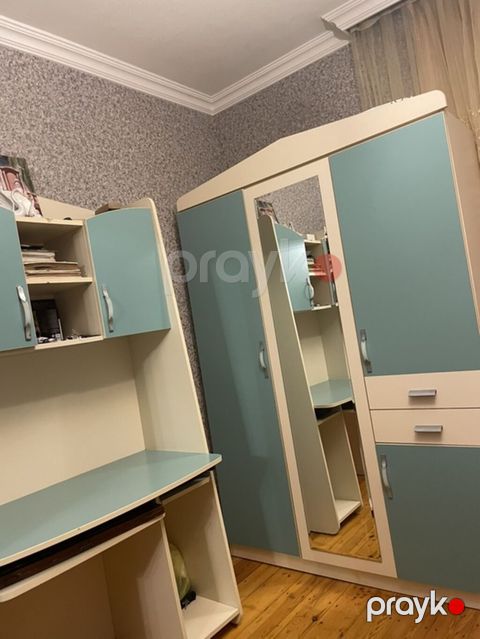 Uşaq/yeniyetmə otağı üçün mebel dəsti Tərkibi: - 2 ədəd tək nəfərlik — Mehdiabad