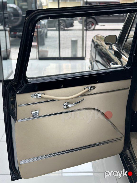 GAZ 13 "Chayka", 5.5 L, 1981 il, 25 470 km — Avtomobillər, Bakı (9)
