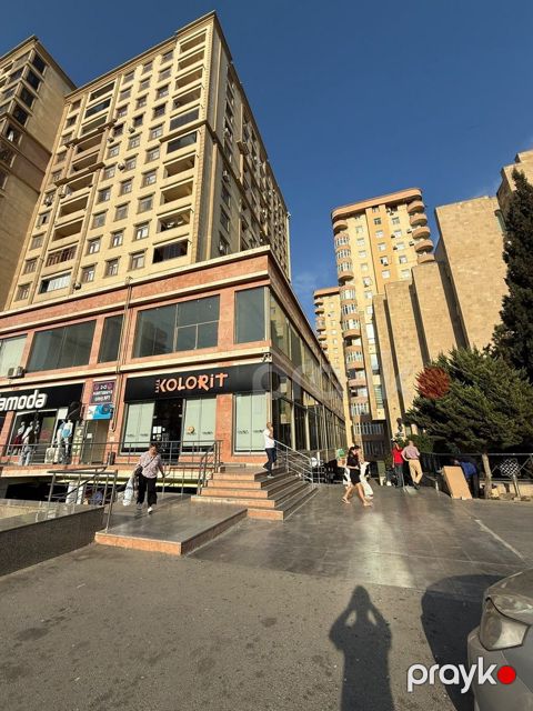 Satılır 3 otaqlı yeni tikili 135 m² — Bakı