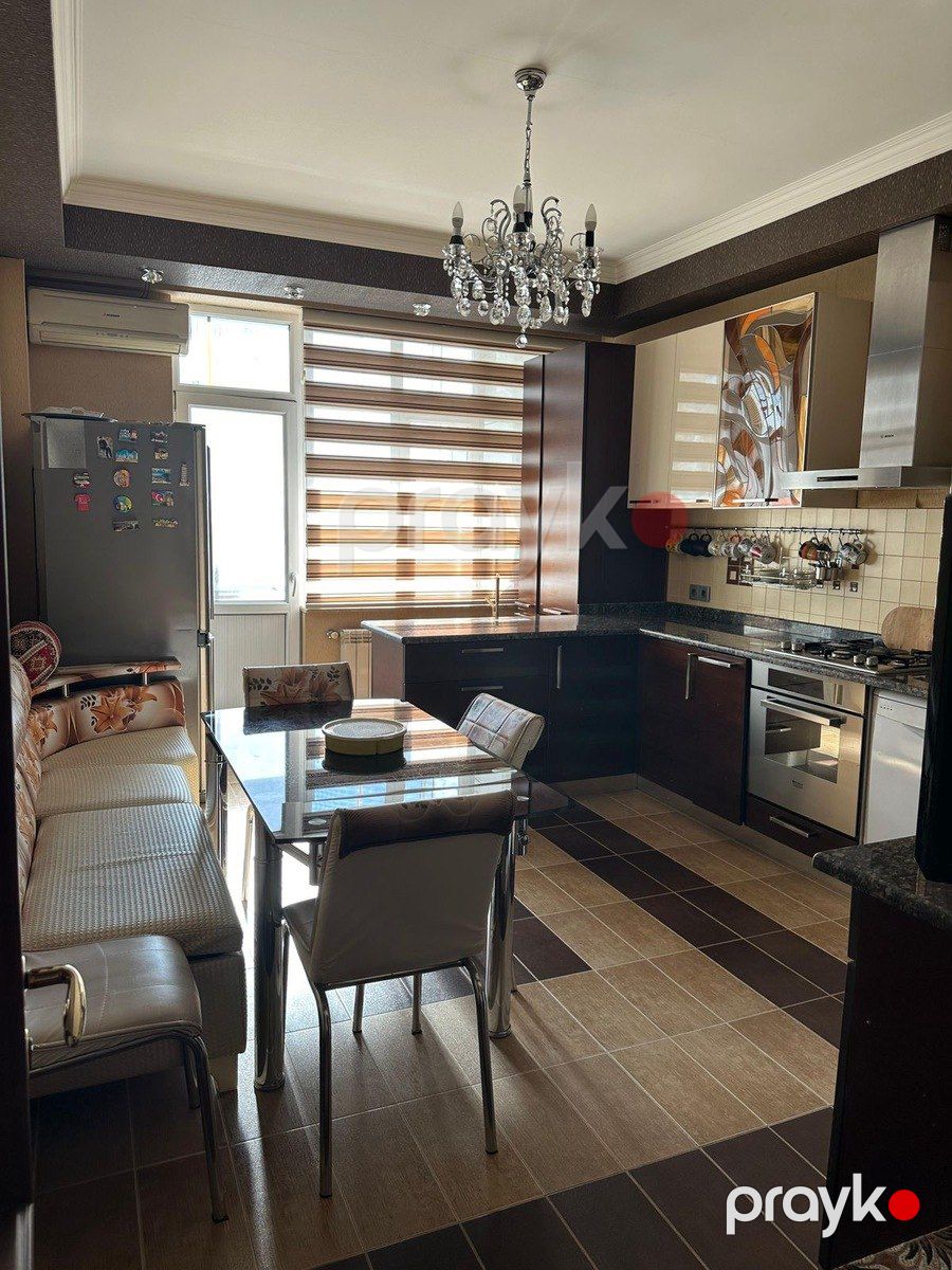 Satılır 4 otaqlı yeni tikili 212 m² — Mənzil, Bakı (11)