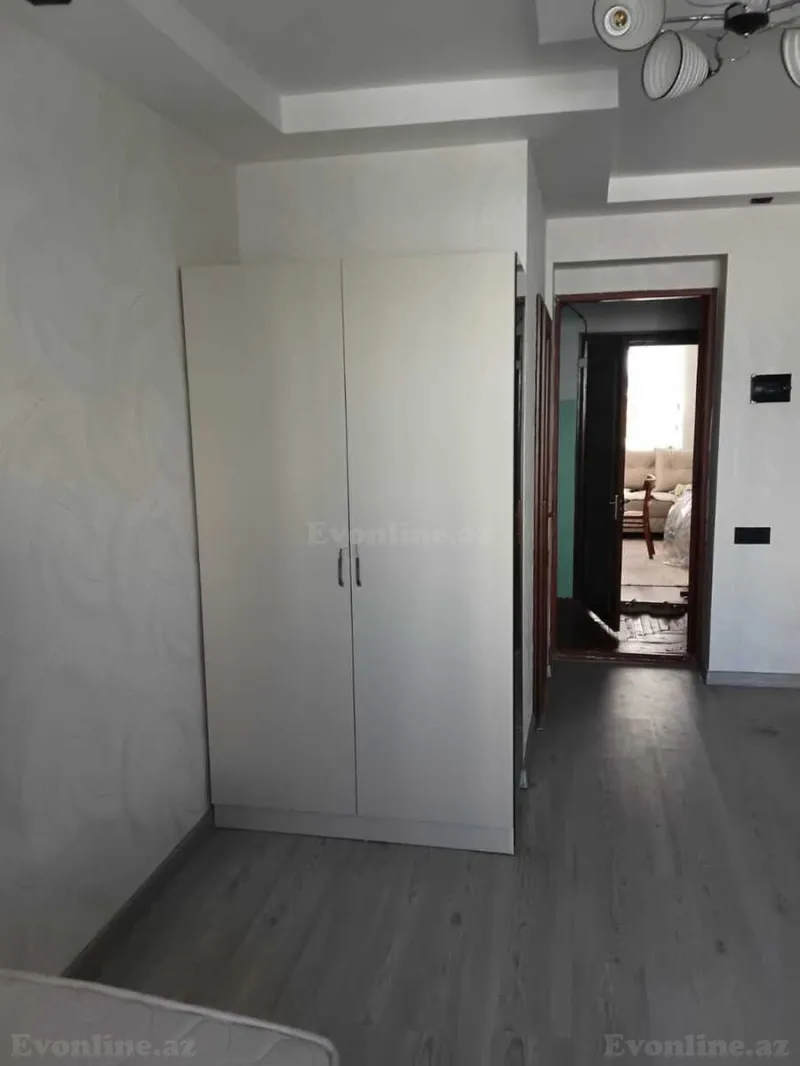 Kirayə verilir 1 otaqlı Mənzil Köhnə tikili 45 m² Bakı, Yasamal r., Elmlər Akademiyası m — Mənzil, Bakı (4)