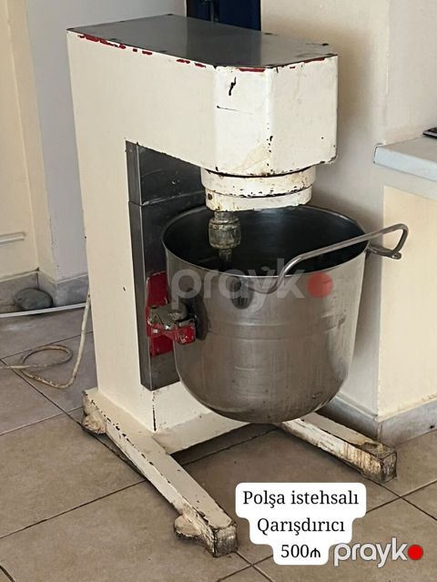 Polşa istehsalı sənaye tipli qarışdırıcı (mikser) - Güclü stasionar — Bakı