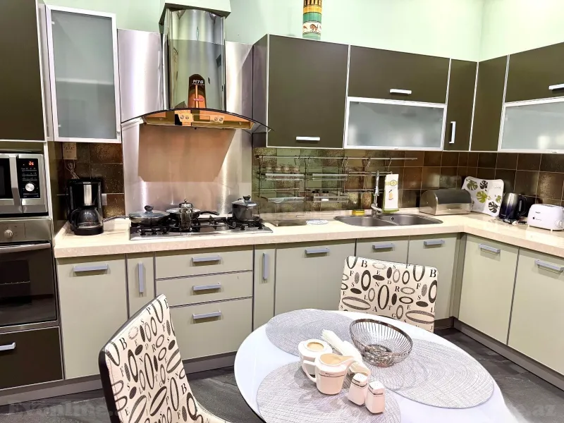 Kirayə verilir 3 otaqlı Mənzil Yeni tikili 130 m² Bakı, Nəsimi r., 28 May m — Mənzil, Bakı (7)