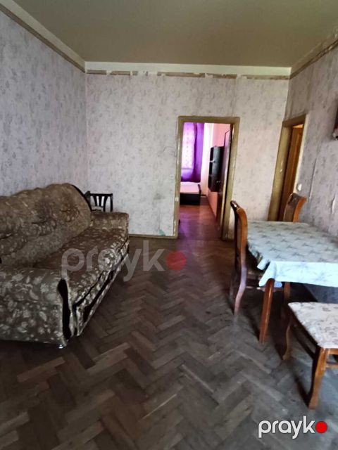 Satılır 2 otaqlı köhnə tikili 50 m² — Bakı