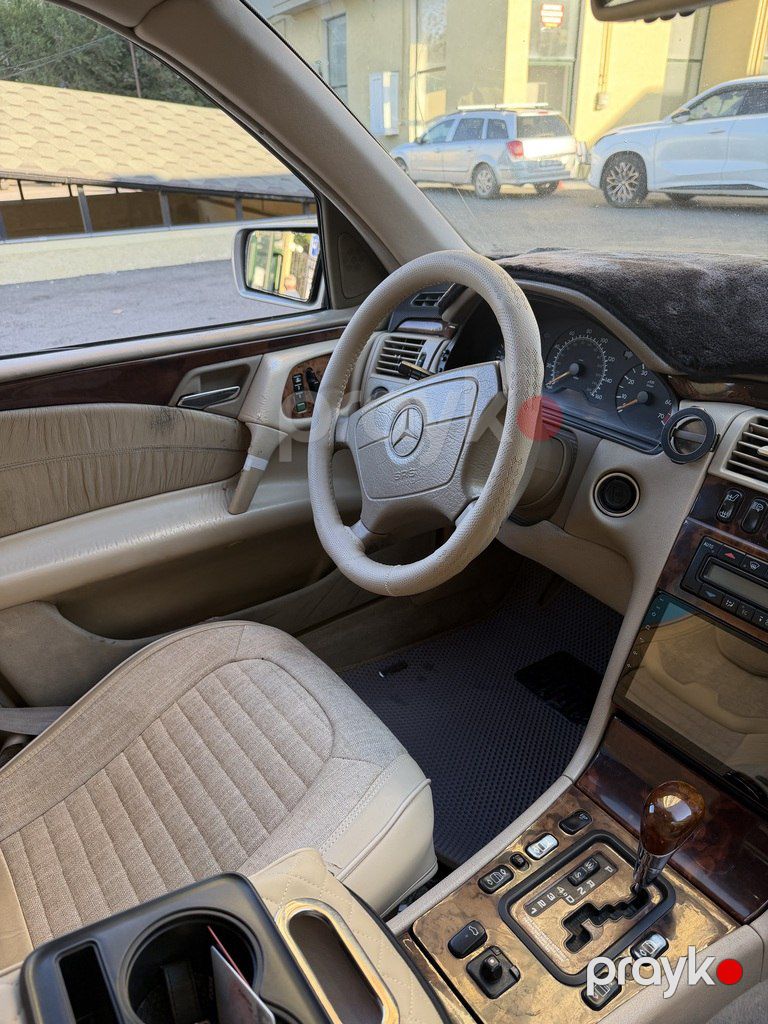 Mercedes E 320 4MATIC, 3.2 L, 1998 il, 375 000 km — Avtomobillər, Bakı (7)