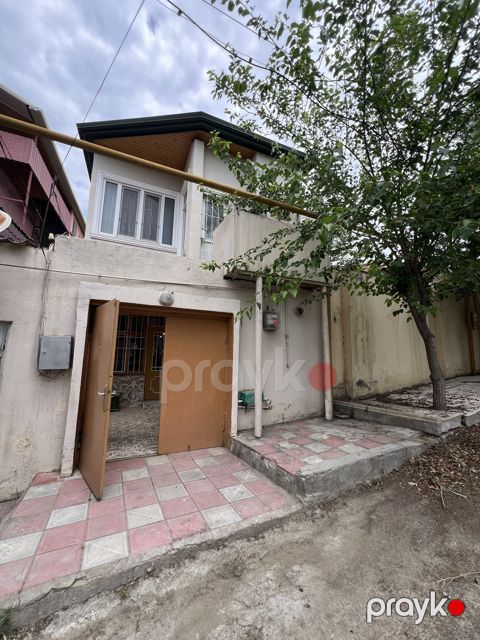 Satılır 3 otaqlı həyət evi/bağ evi 62.5 m² — Bakı
