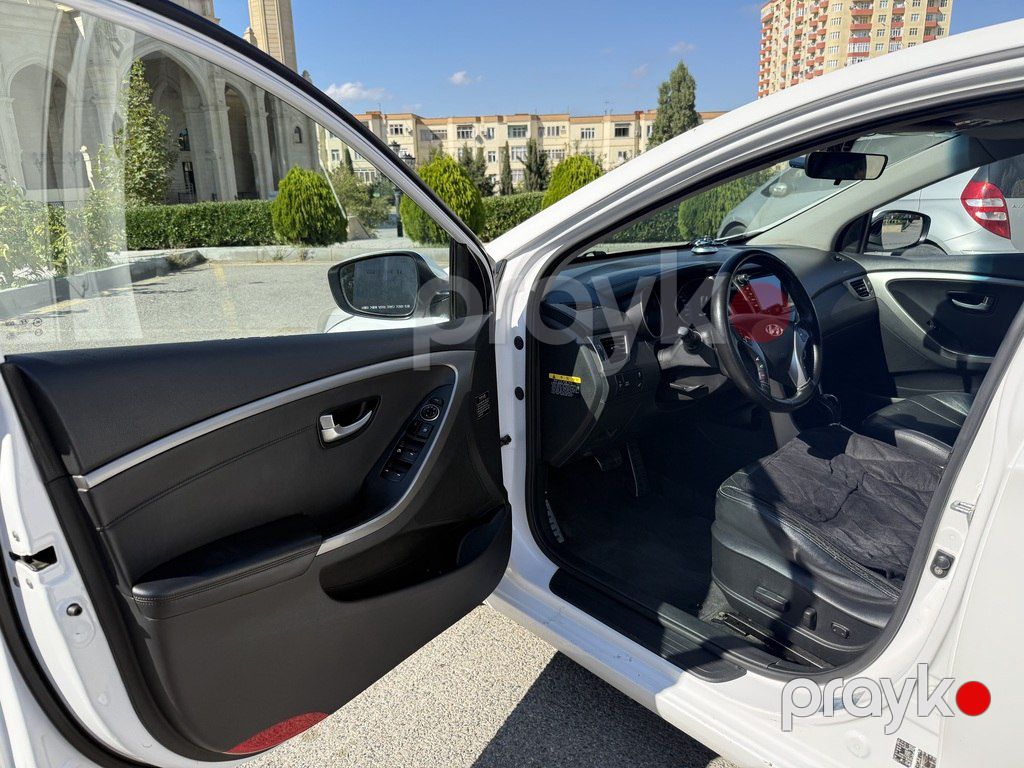 Hyundai i30, 1.6 L, 2012 il, 343 300 km — Avtomobillər, Bakı (12)