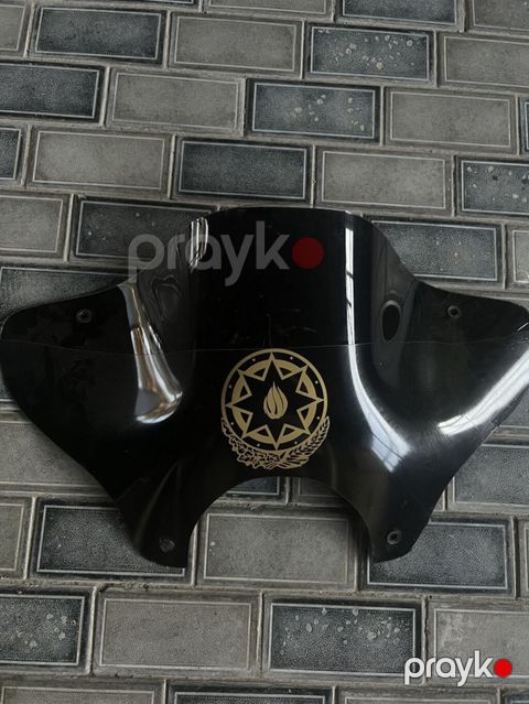 Motosiklet üçün ön şüşə (vindsçit) - Rəng: tünd (smouk/qaraya yaxın) — Masazır