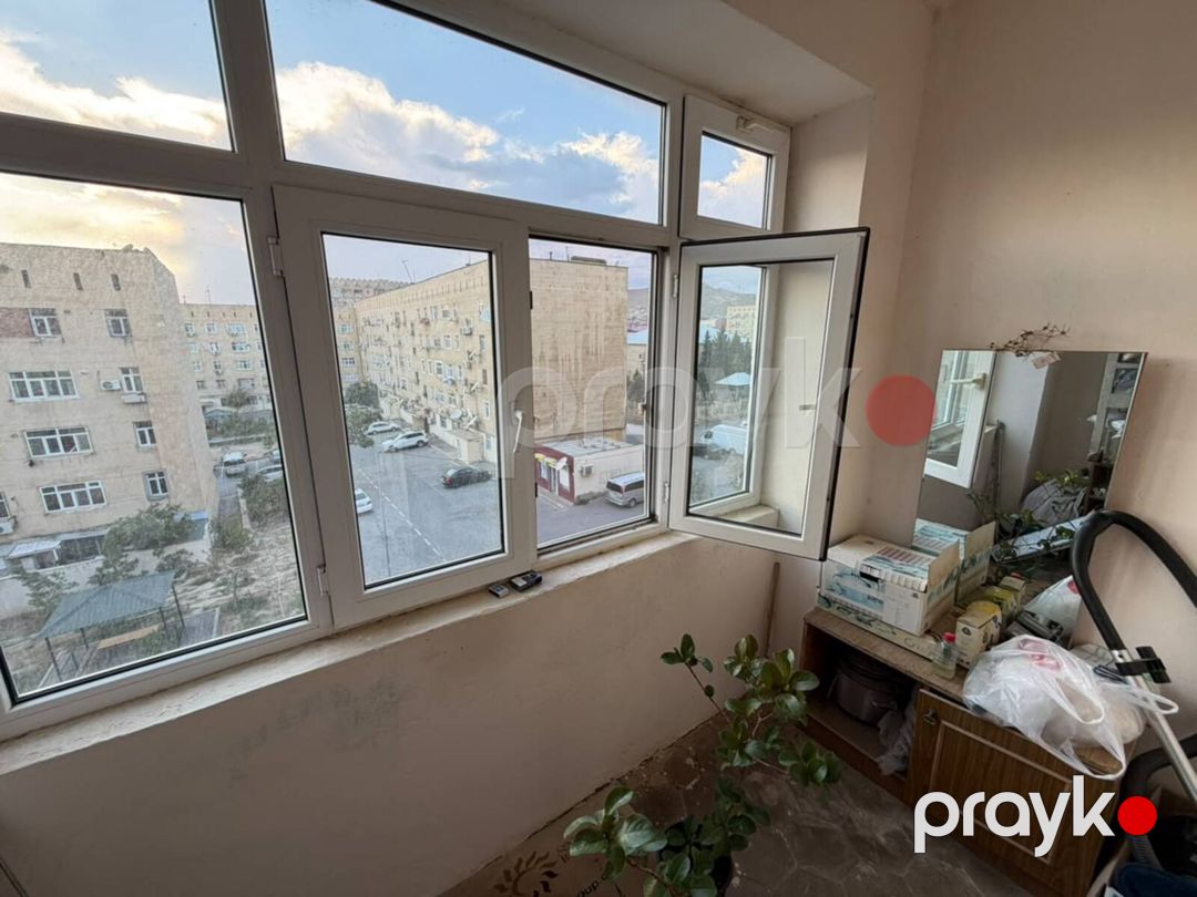 Satılır 4 otaqlı köhnə tikili 100 m² — Mənzil, Bakı (11)