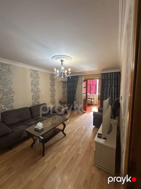 Satılır 3 otaqlı köhnə tikili 58 m² — Bakı