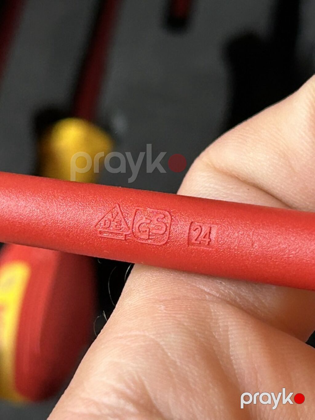 Salam orjinal bosch 14 parçalı 1000v davamlı vint açandır, yenidir — Müxtəlif alət dəstləri, Bakı (8)