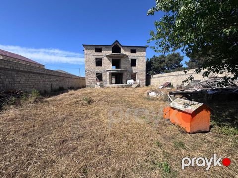 Satılır 10 otaqlı həyət evi/bağ evi 600 m² — Bakı
