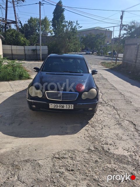 Mercedes C 180, 2.0 L, 2001 il, 1 800 km — Bakı
